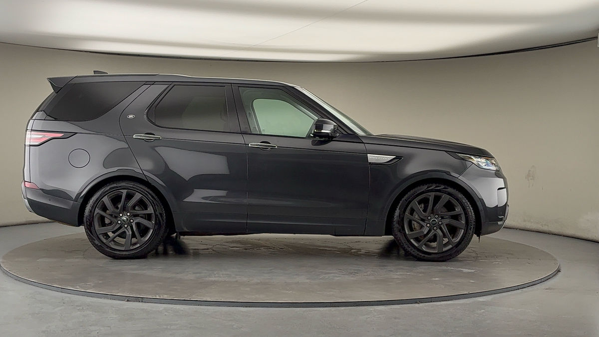 Land Rover Discovery Image 16