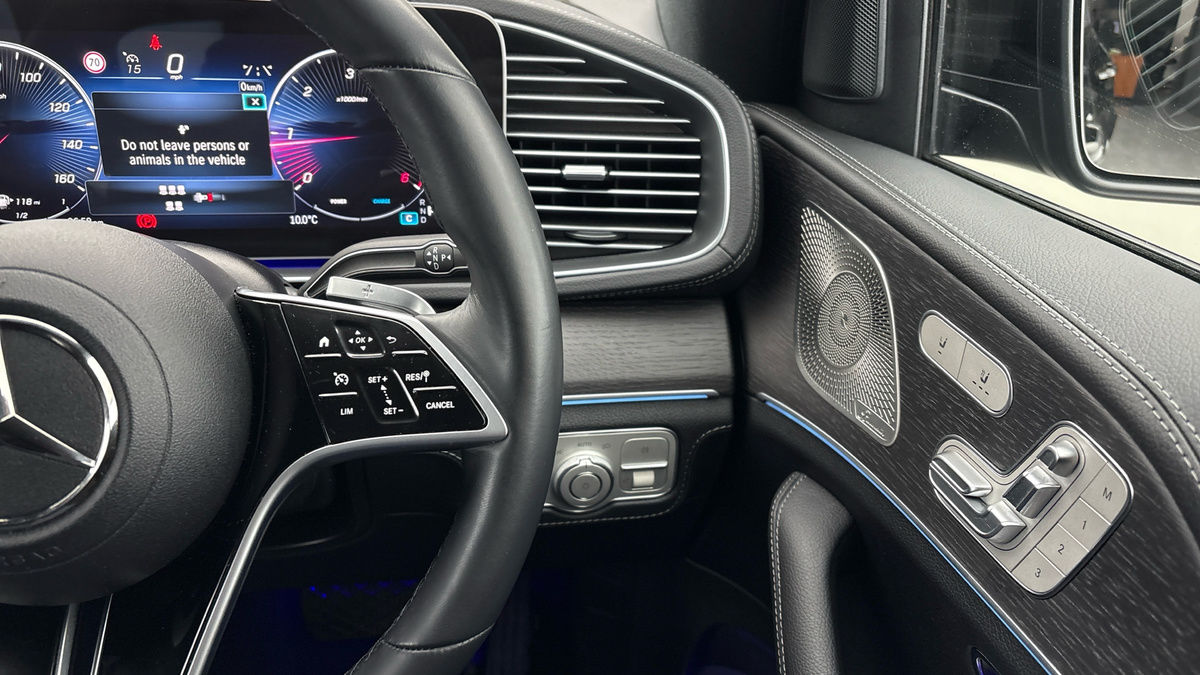 Mercedes-Benz GLE Image 14