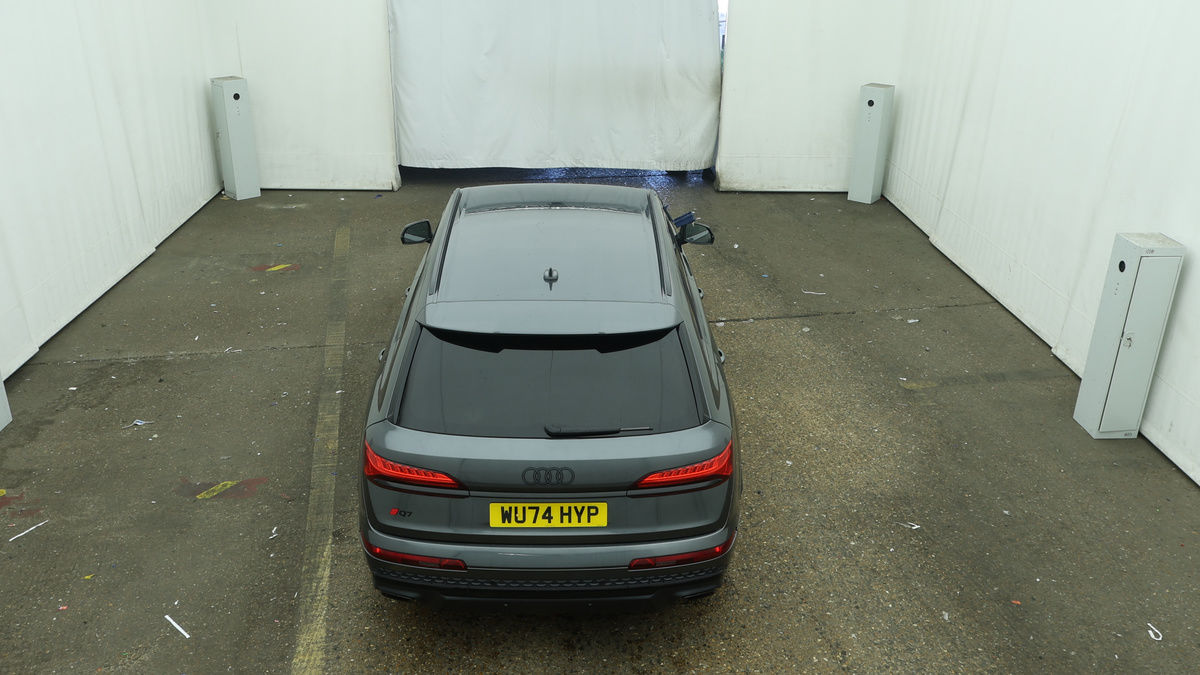 Audi Q7 Image 8