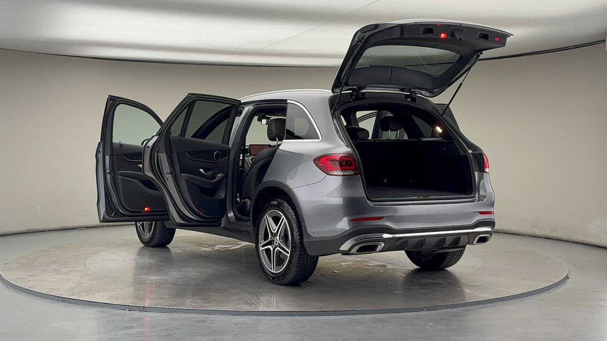 Mercedes-Benz GLC Image 23