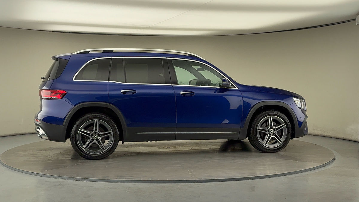 More views of Mercedes-Benz GLB