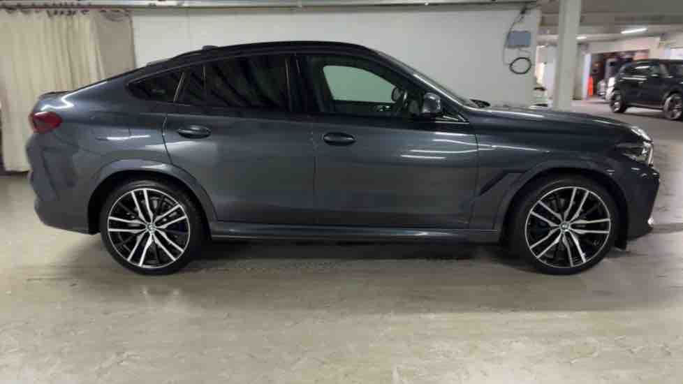 More views of BMW X6