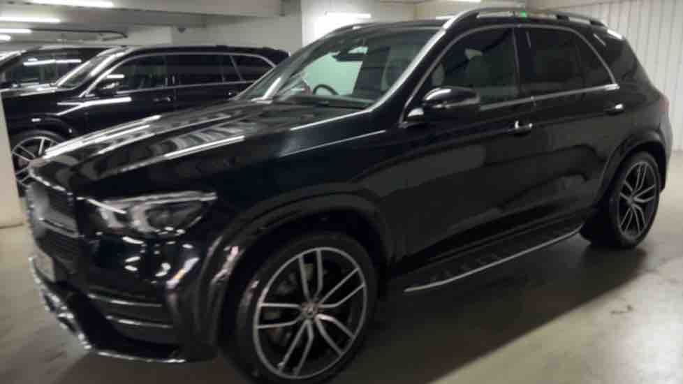 More views of Mercedes-Benz GLE