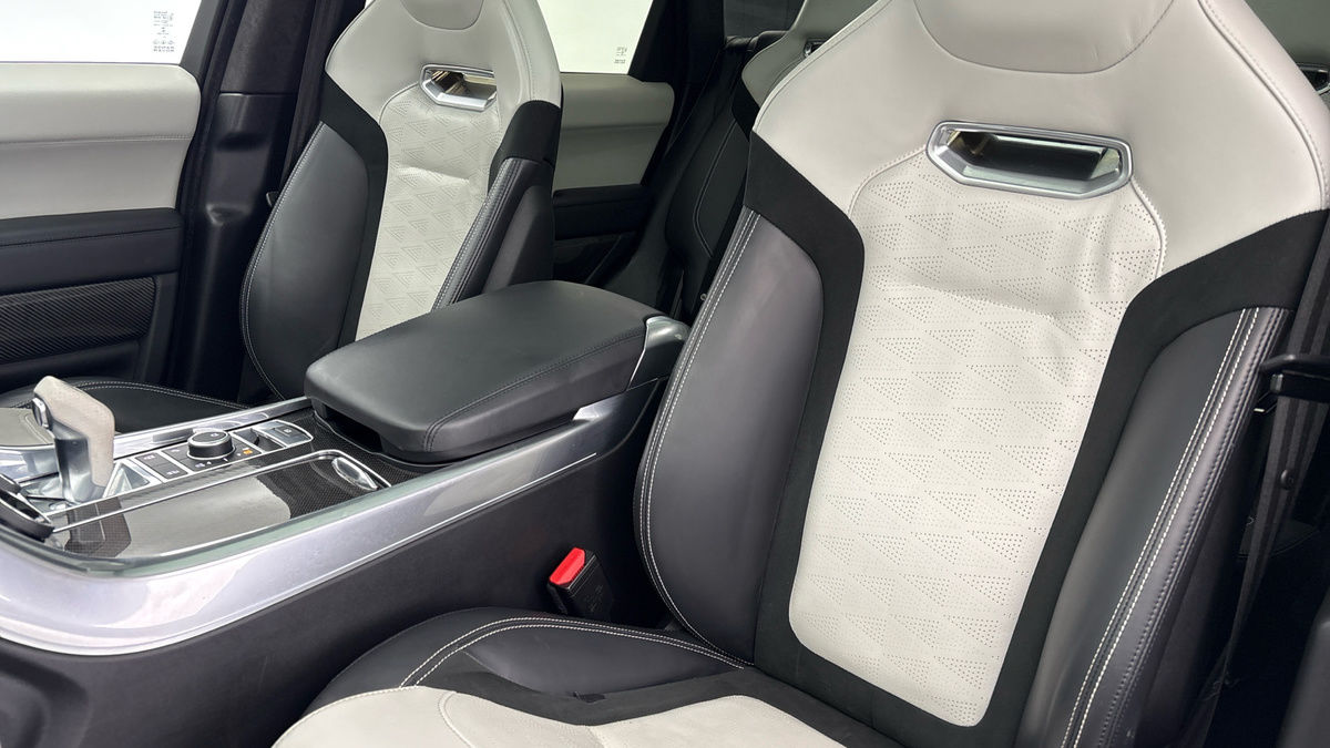 Land Rover Range Rover Sport Image 7