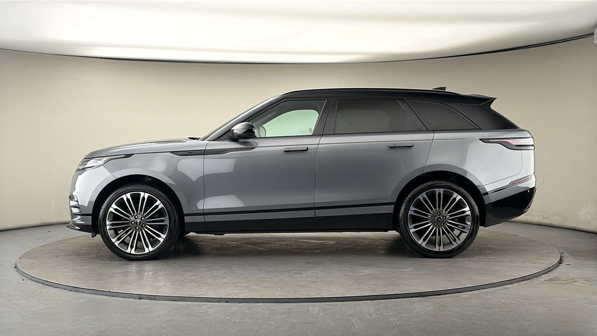Land Rover Range Rover Velar Image 15