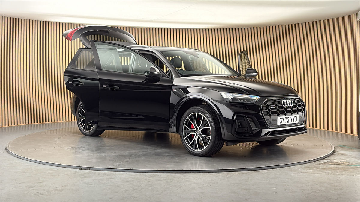 More views of Audi Q5