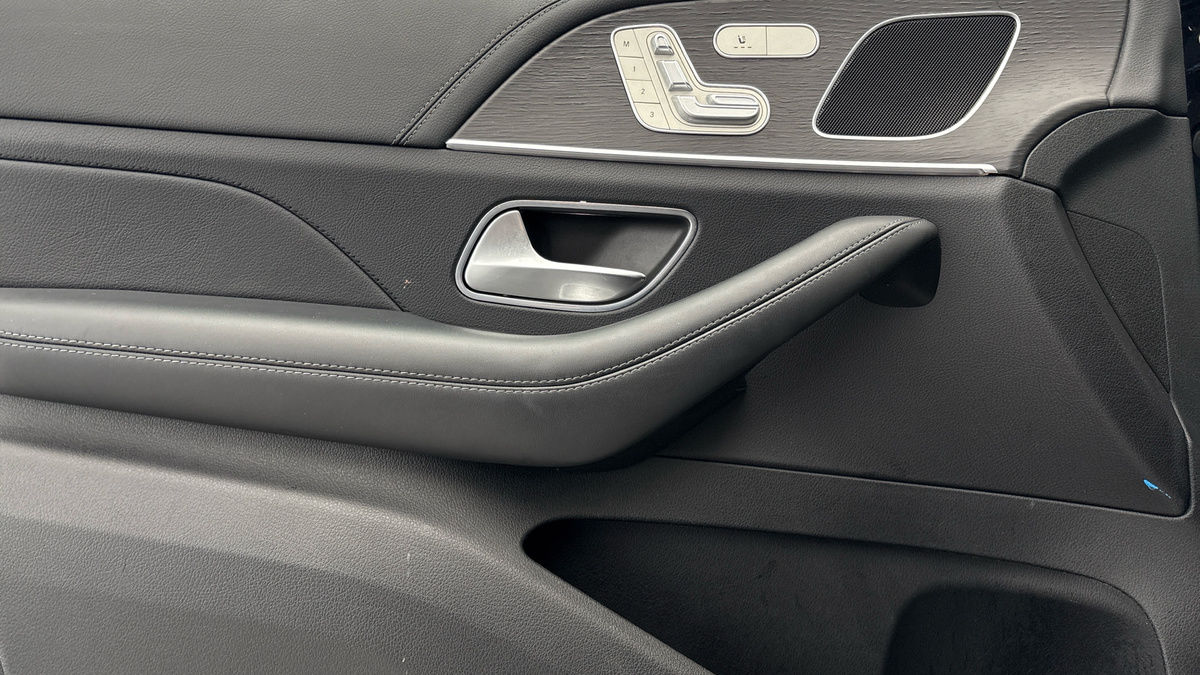 Mercedes-Benz GLE Image 19