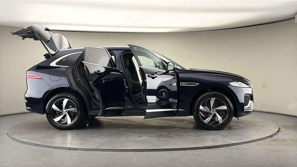 More views of Jaguar F-PACE