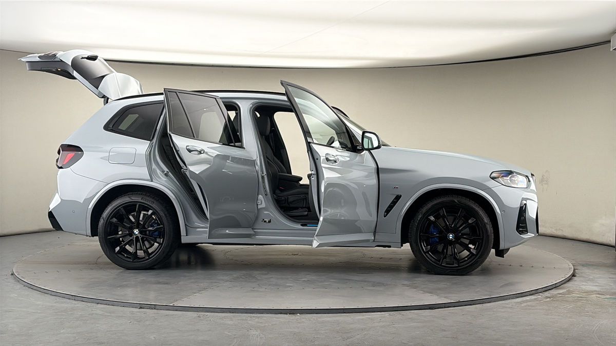 More views of BMW X3