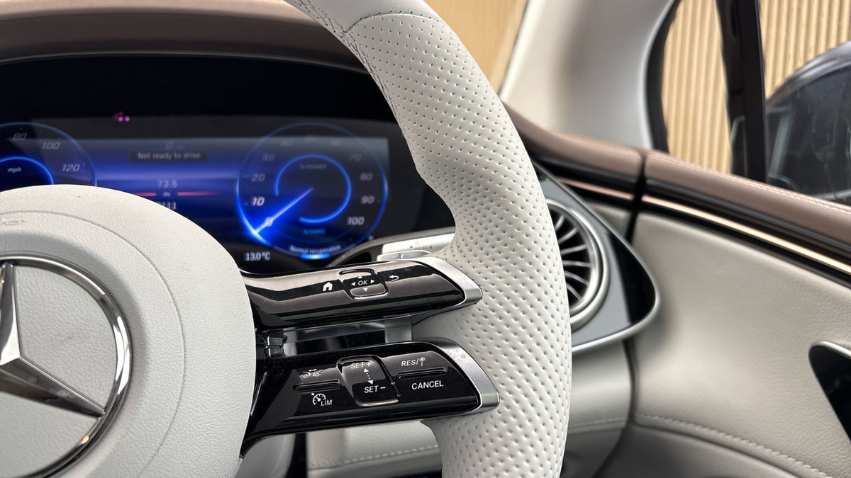 Mercedes-Benz EQS Image 14
