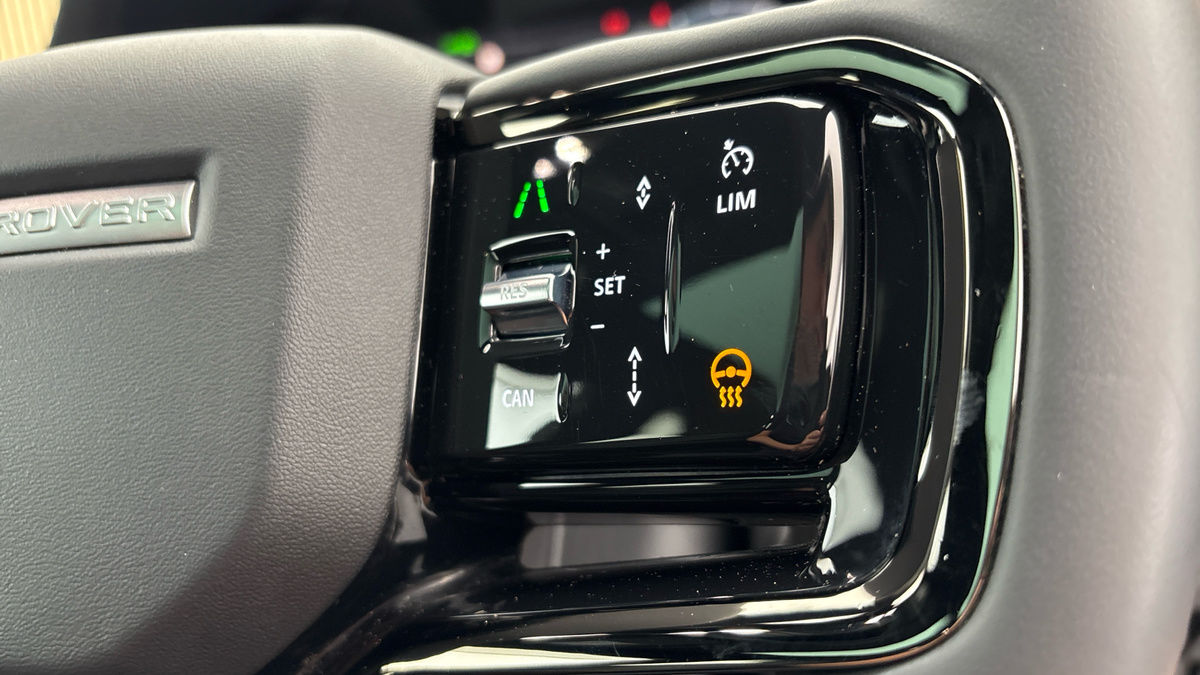 Land Rover Range Rover Evoque Image 33
