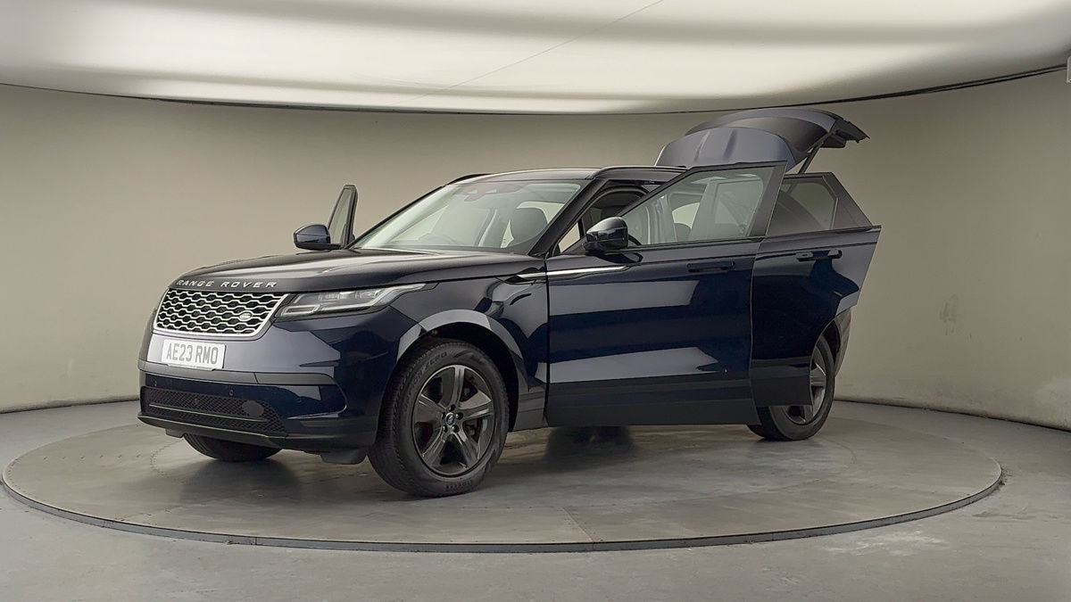 Land Rover Range Rover Velar Image 22