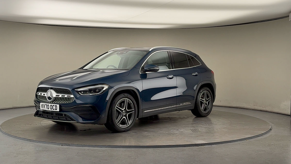 Mercedes-Benz GLA Image 20