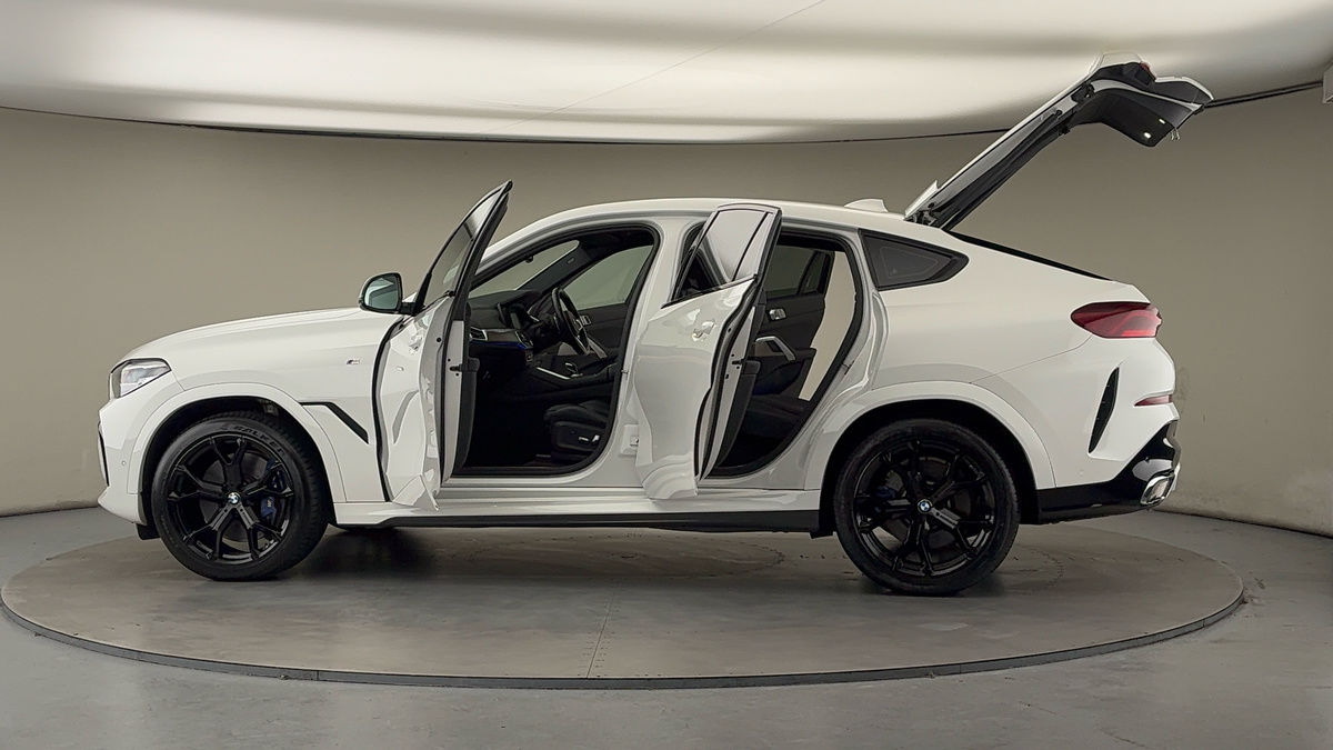 More views of BMW X6