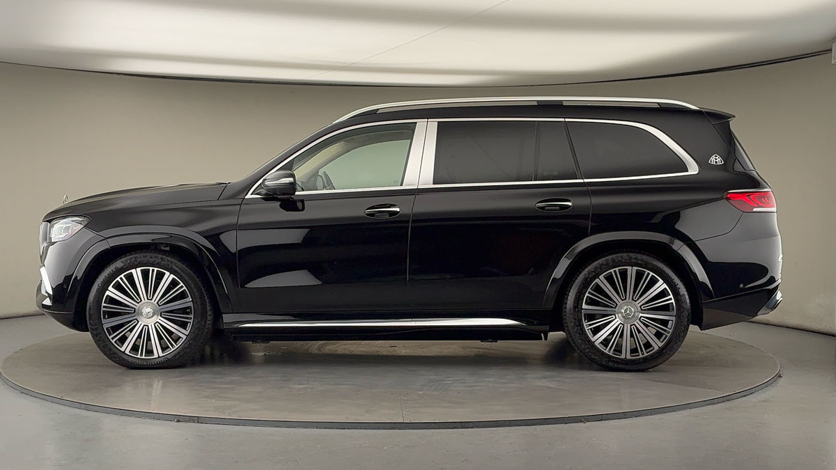 Mercedes-Benz Maybach GLS Image 15