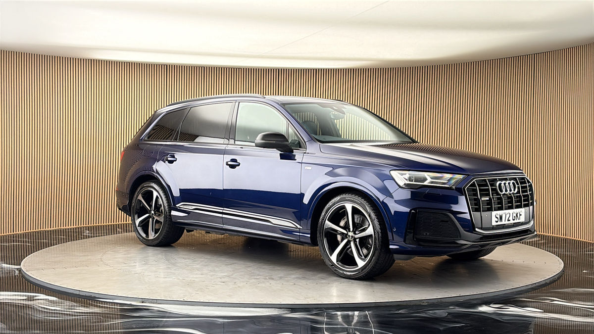 More views of Audi Q7
