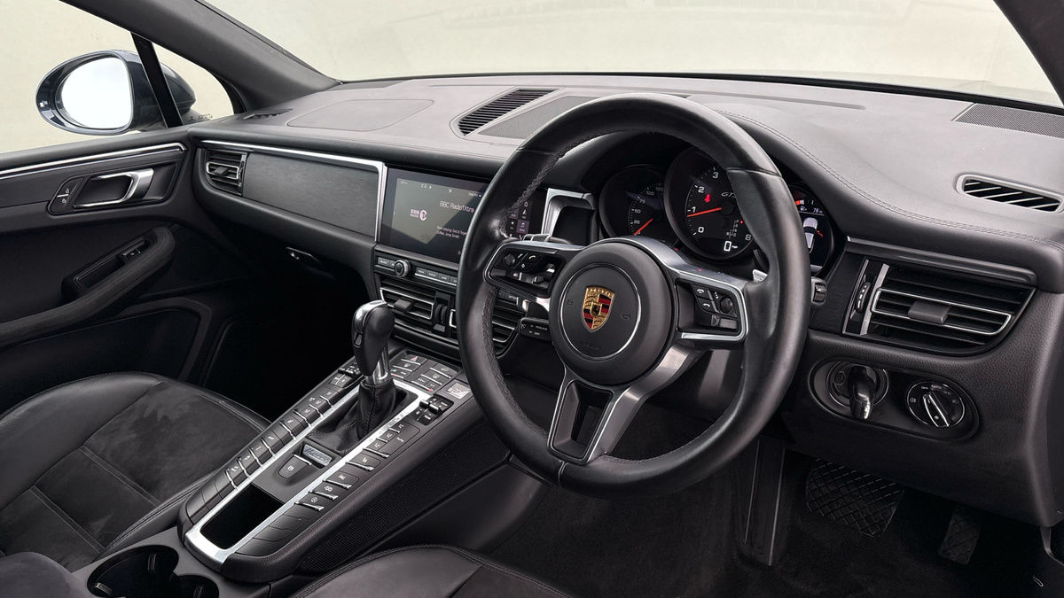 Porsche Macan Image 5