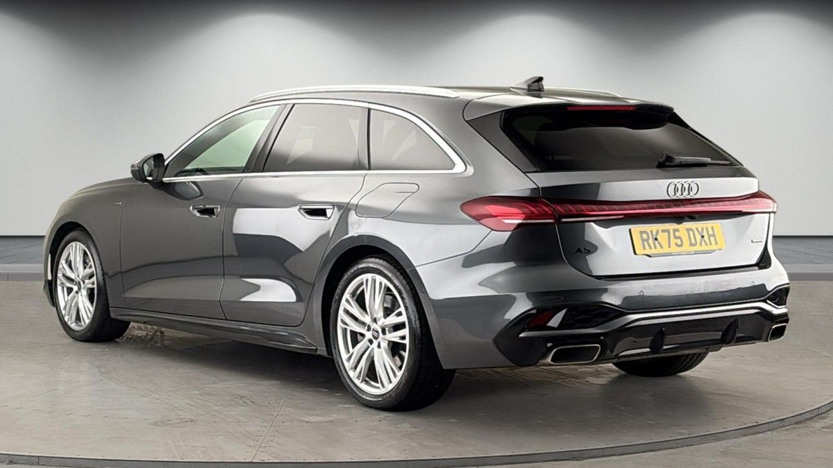 Audi A5 Avant Image 2