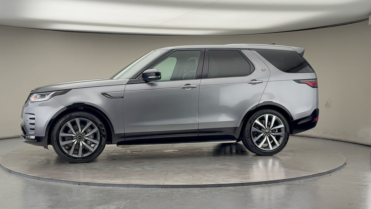 More views of Land Rover Discovery