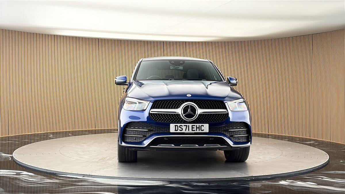 More views of Mercedes-Benz GLE