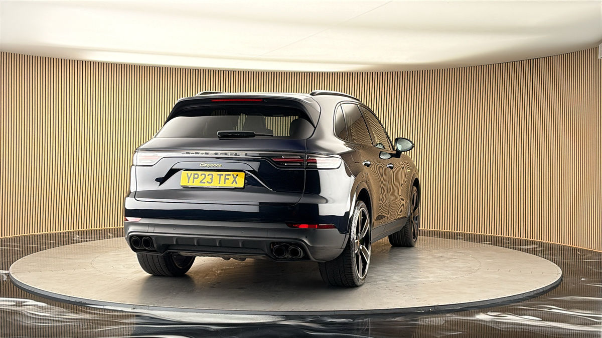More views of Porsche Cayenne