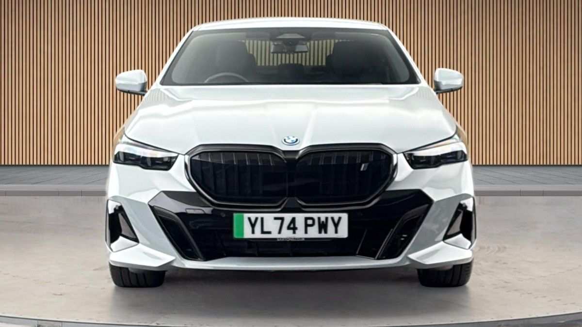 BMW i5 Image 3