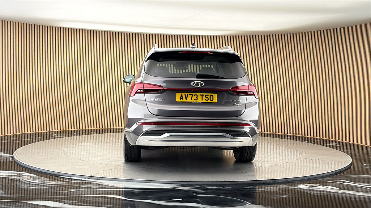 More views of Hyundai Santa Fe