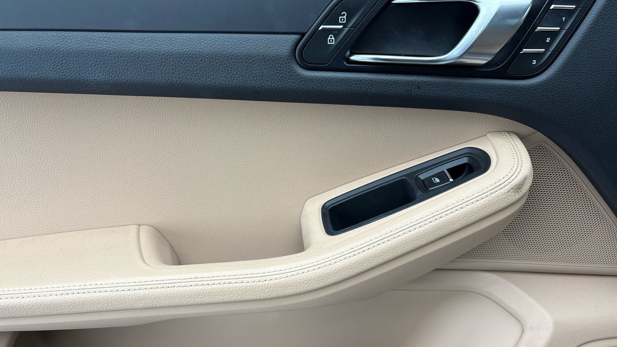 Porsche Macan Image 19