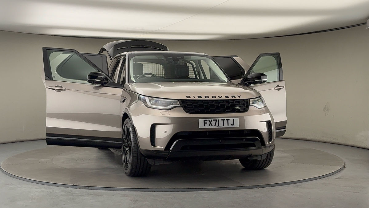 More views of Land Rover Discovery