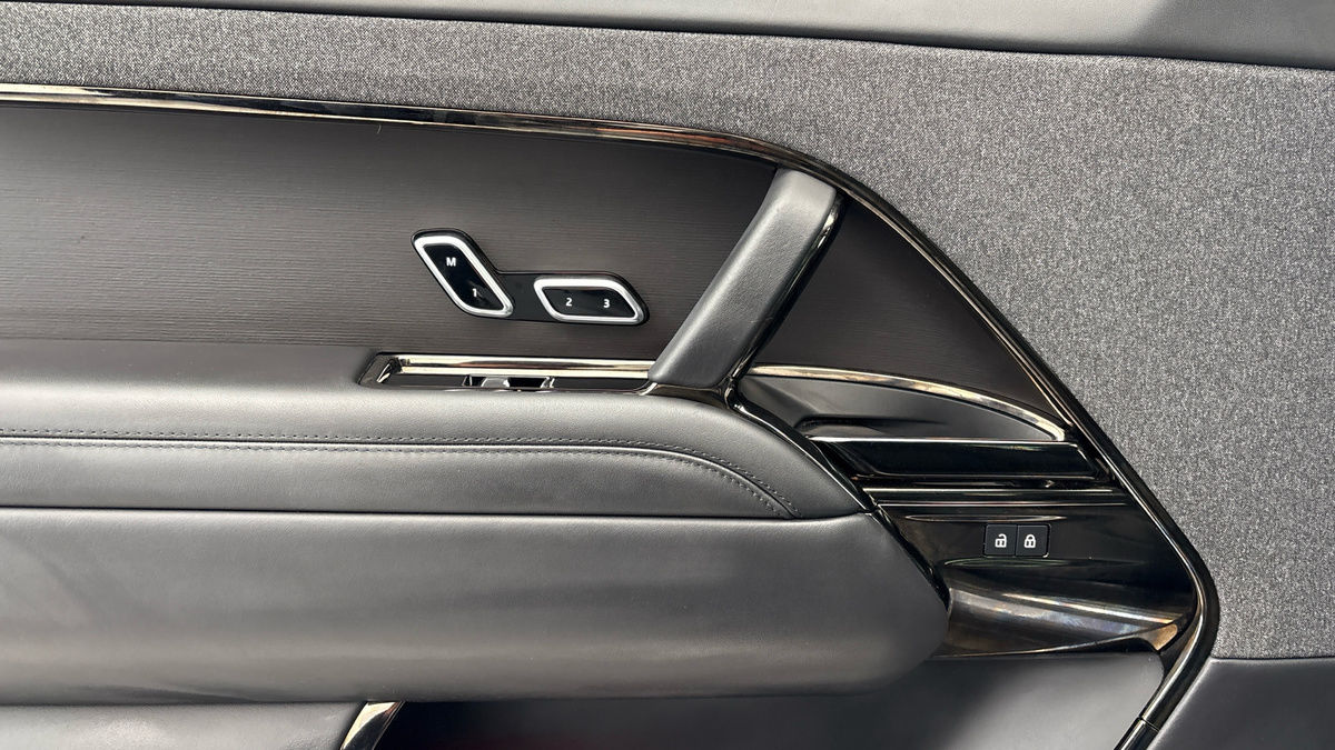 Land Rover Range Rover Sport Image 19