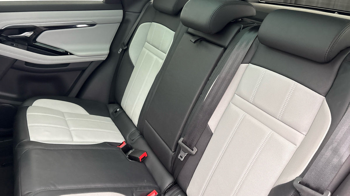 Land Rover Range Rover Evoque Image 8