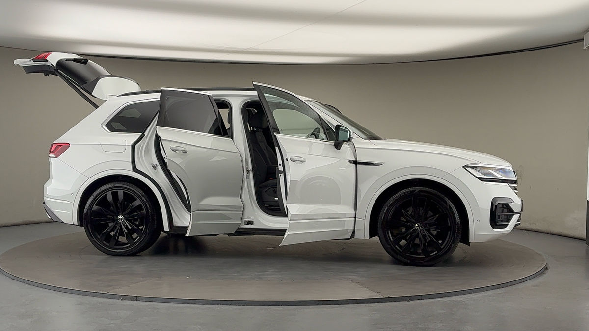 More views of Volkswagen Touareg