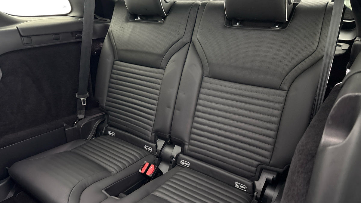 Land Rover Discovery Image 26