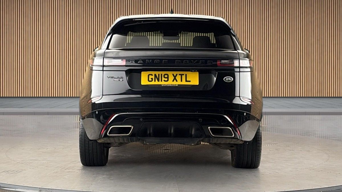 Land Rover Range Rover Velar Image 4