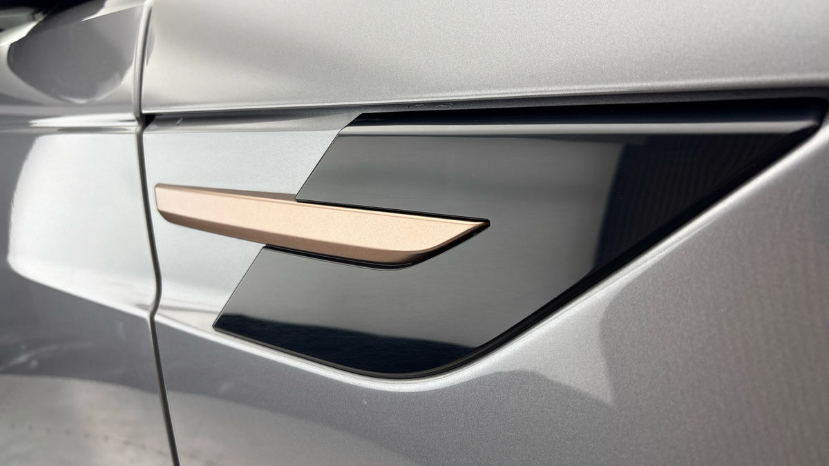 Land Rover Range Rover Sport Image 39