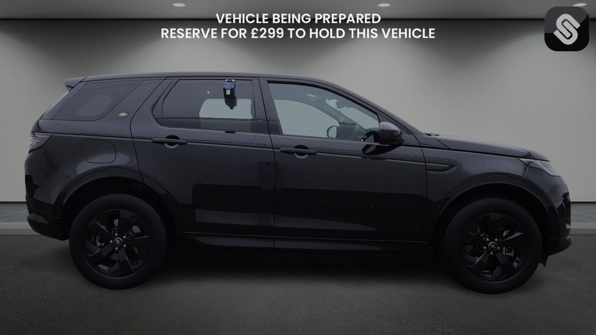Land Rover Discovery Sport Image 5