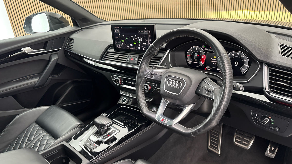More views of Audi Q5