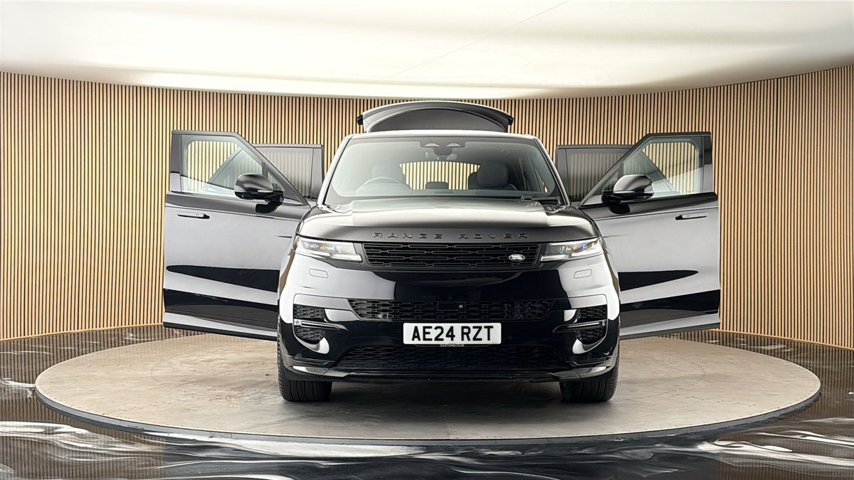 More views of Land Rover Range Rover Sport