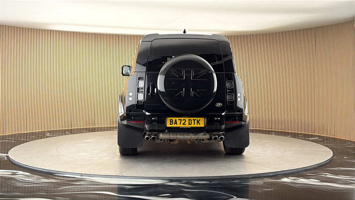 More views of Land Rover Defender 90