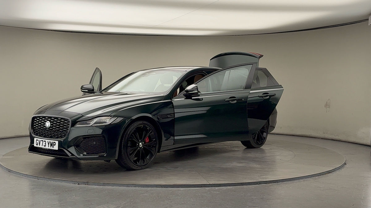 More views of Jaguar XF