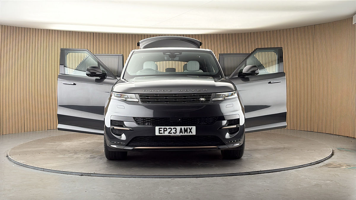 More views of Land Rover Range Rover Sport