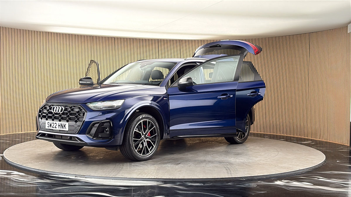 More views of Audi Q5