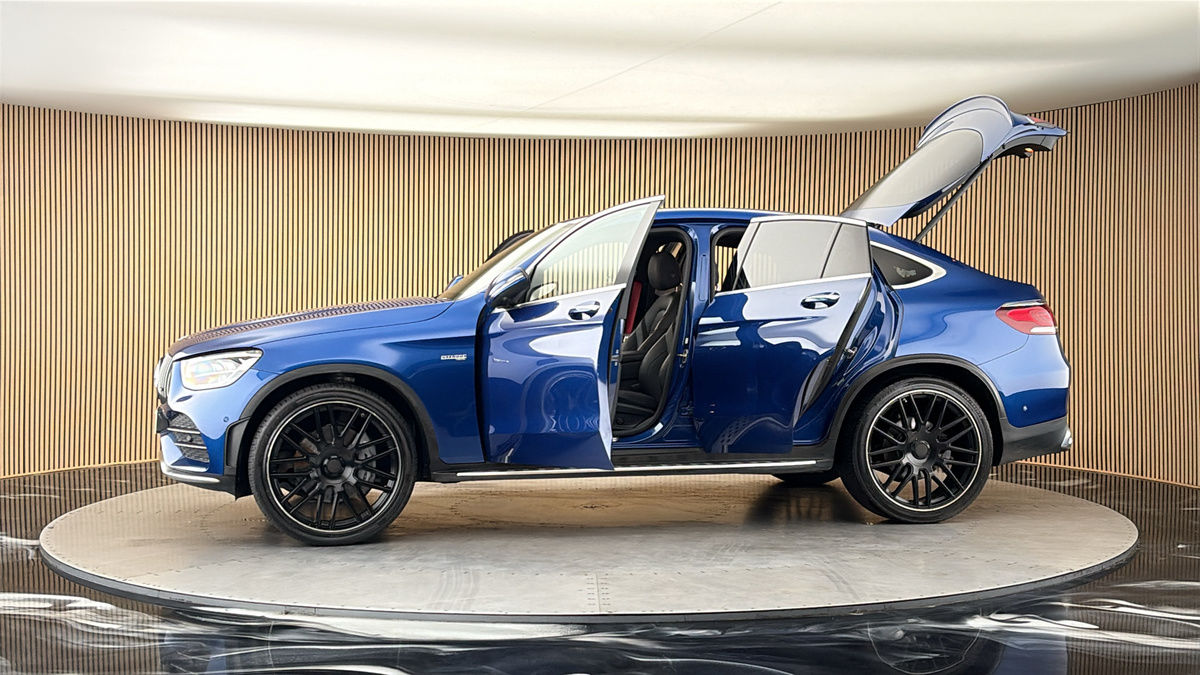 More views of Mercedes-Benz GLC