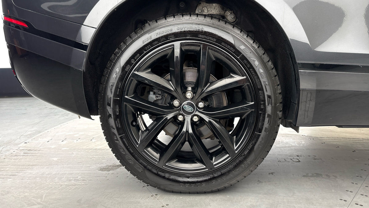 Land Rover Range Rover Velar Image 10