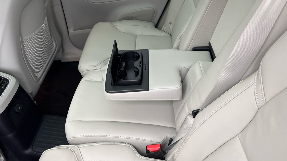 Volvo XC90 Image 9