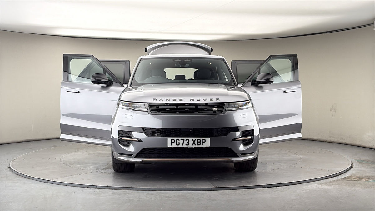 More views of Land Rover Range Rover Sport