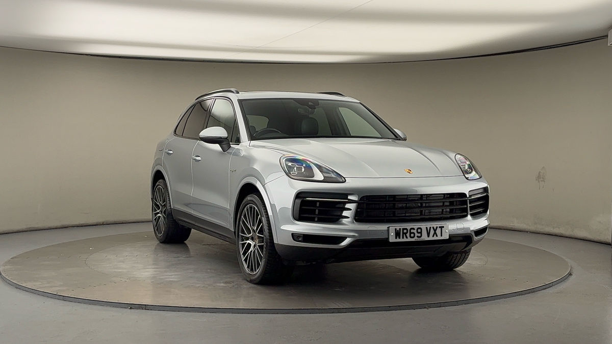 More views of Porsche Cayenne