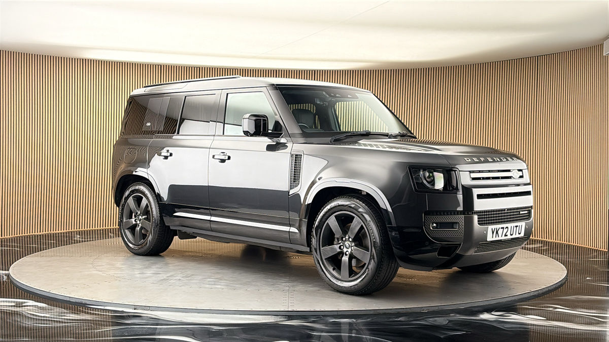 More views of Land Rover Defender 110