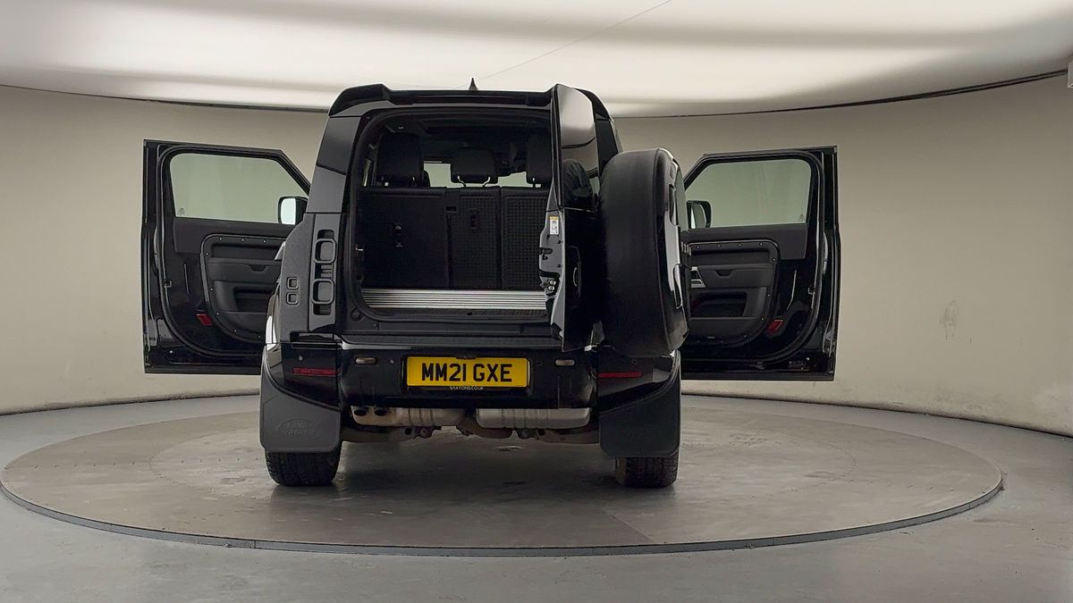 More views of Land Rover Defender 90