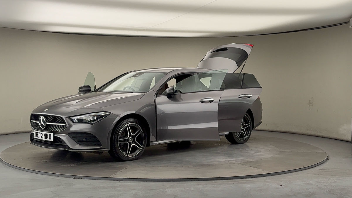 Mercedes-Benz CLA Image 22